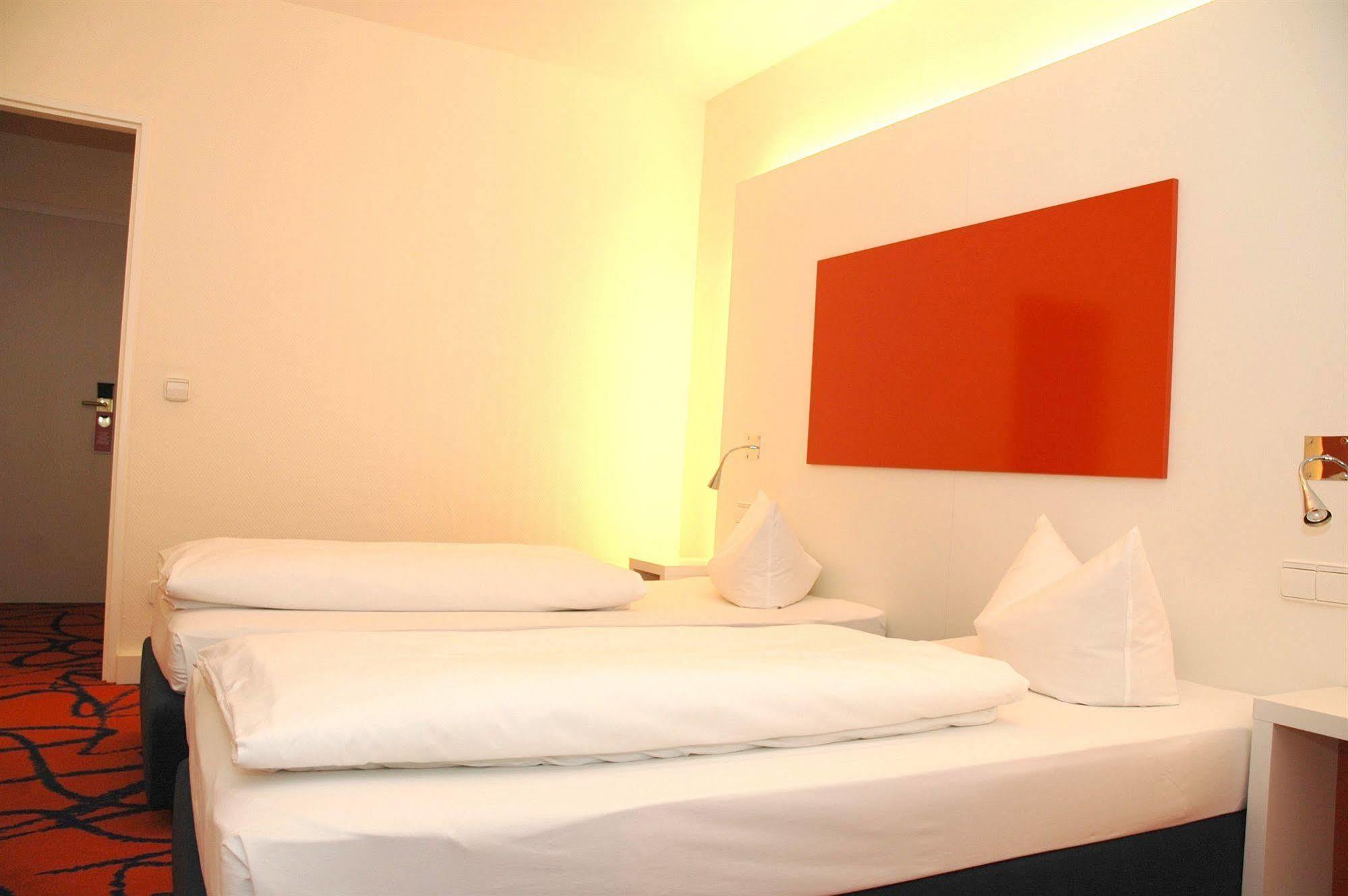 Ibis Styles Frankfurt City Франкфурт-на-Майні Екстер'єр фото